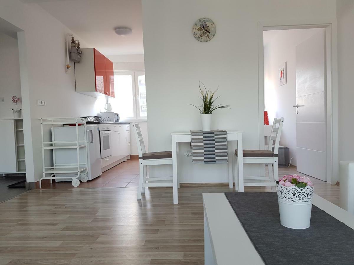 Apartment Alex Miramare Ζάγκρεμπ Εξωτερικό φωτογραφία